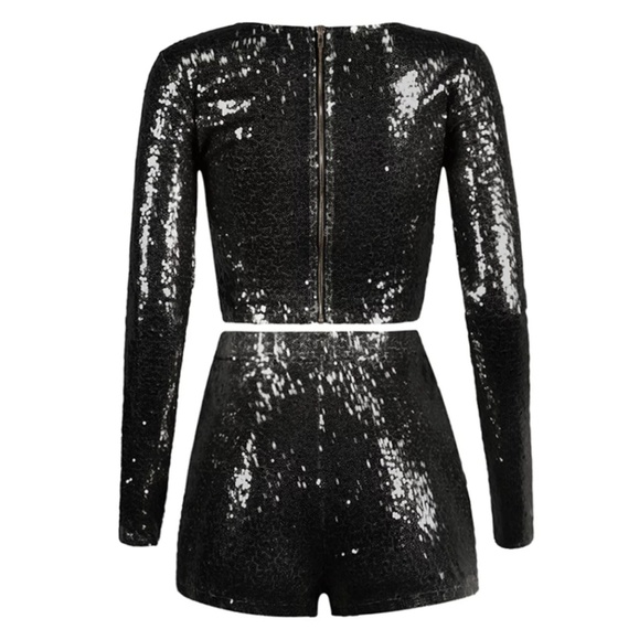 NEW LA Boutique Black Sequined Short Set - Picture 5 of 8